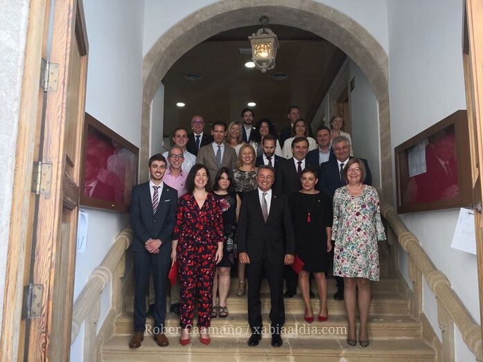 Chulvi investido como alcalde por 13 votos