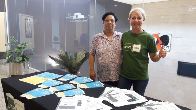 La UNED se hace presente en la Selectividad de Dénia para dar a conocer su oferta formativa y prestaciones