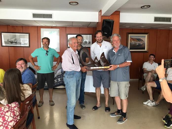 El Club Náutico de Jávea conserva el trofeo Cabo San Antonio