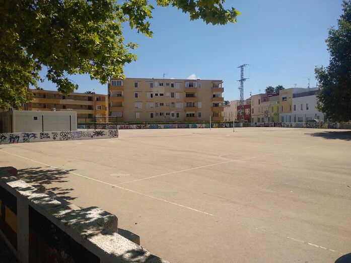 Deportes repondrá las canastas y porterías de la zona de juegos de Jávea Park a la espera de lo que decidan los vecinos