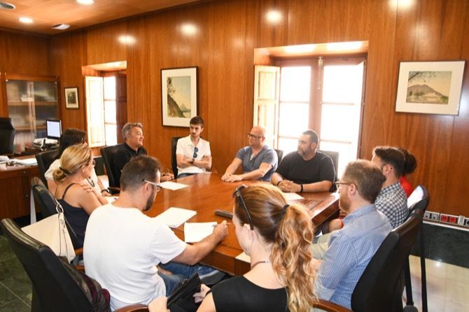 Xàbia Histórica reclama la urgente limpieza de todo el barrio