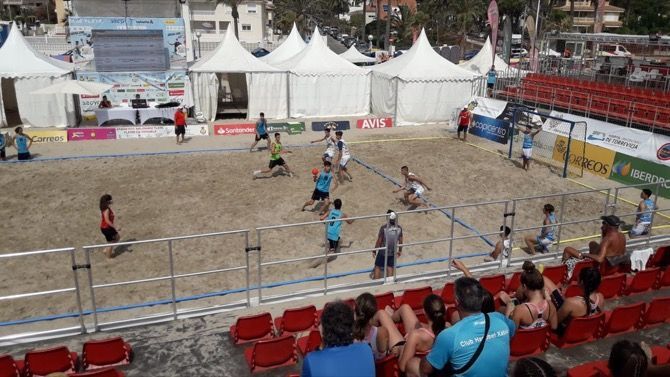 El Hemeroscopea Xàbia Juvenil se coloca líder del campeonato de España de handbol playa