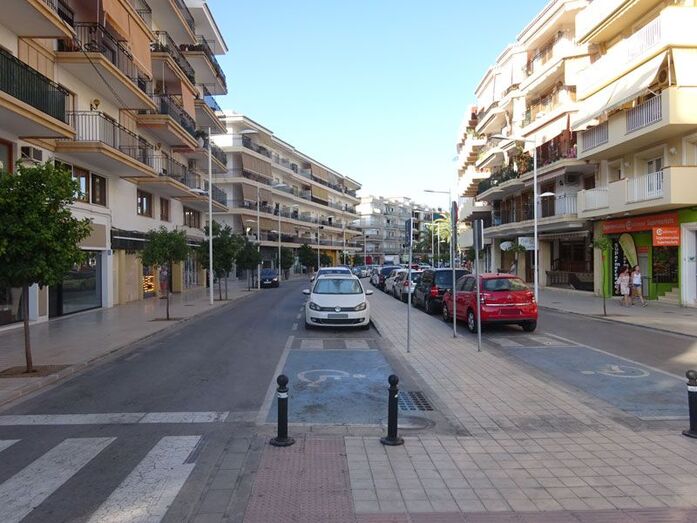 Todo lo que se lleva este verano lo tienes en los comercios de Xàbia Port