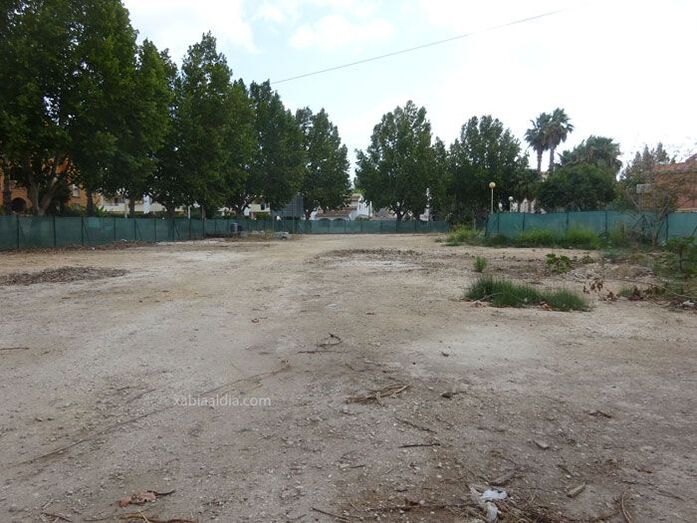 La última licencia para un bloque de pisos junto al Canal de la Fontana tiene fecha de caducidad