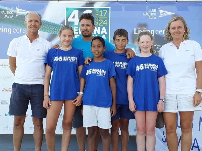 El equipo de optimist del Náutico de Jávea queda cuarto en el Campeonato Autonómico