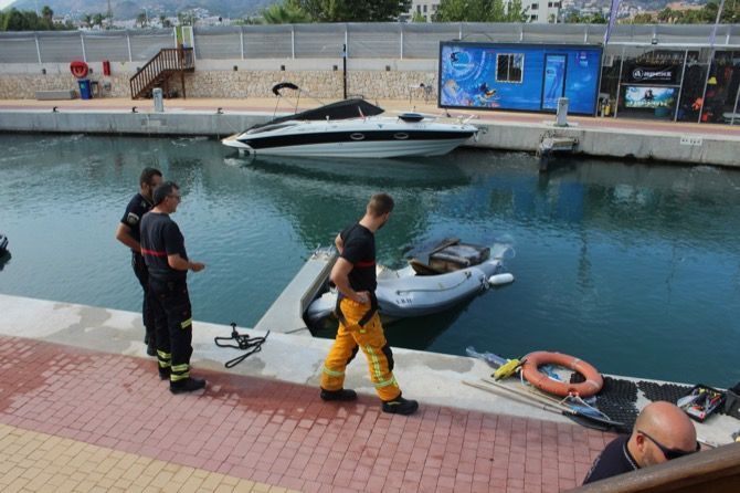 Una pequeña explosión deja dos heridos de carácter leve en el Canal de la Fontana