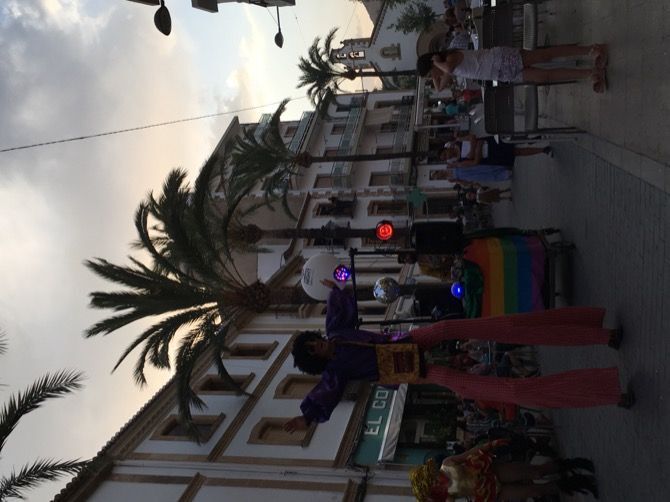 Descuentos y ofertas especiales en la shopping night de Xàbia Histórica