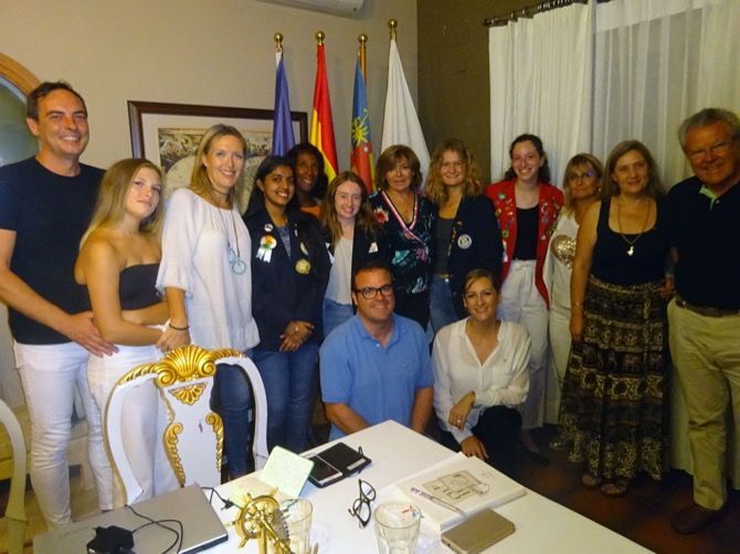 Cuatro jóvenes llegan a estudiar a Xàbia de la mano del Rotary Club Jávea