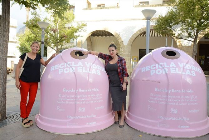 Llegan a Xàbia los contenedores rosa de Ecovidrio