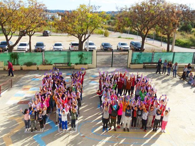 El CEIP Trenc d'Alba se suma a las reivindicaciones en contra de la violencia género del 25N