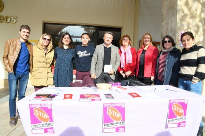 Fotonoticia: Campaña de vacunación contra la violencia de género