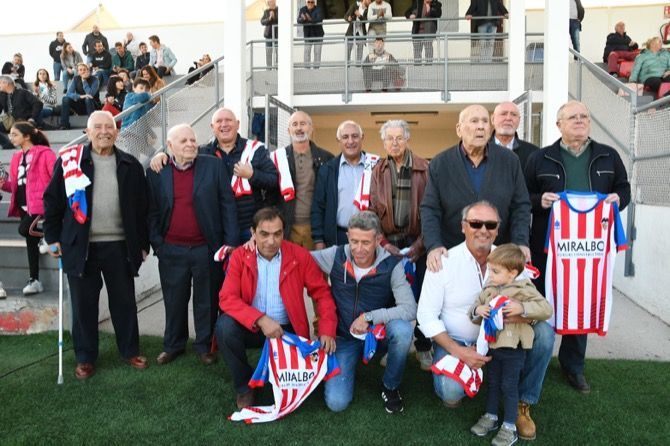 El CD Jávea empata con el líder en el partido de celebración de sus 80 años