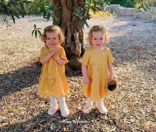 Valentina e Isabella, las gemelas prematuras de Xàbia, cumplen tres años