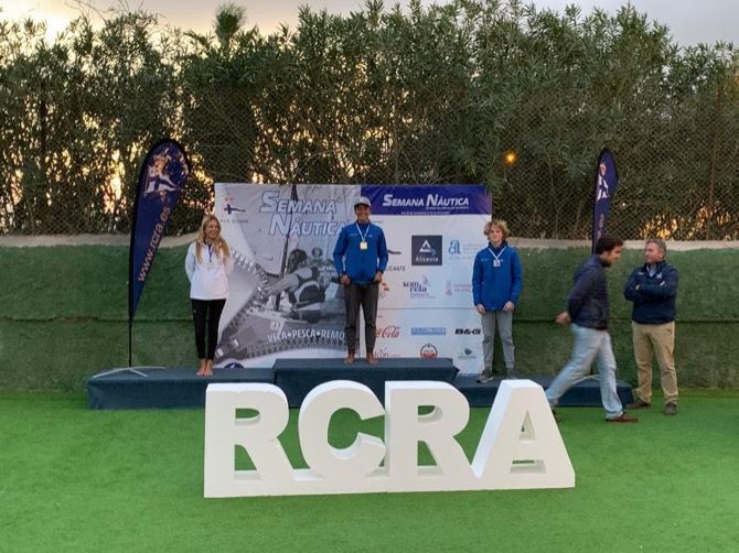 Alex Ortega, del Club Náutico de Jávea, campeón en Bic Techno sub17 en la Semana Náutica de Alicante