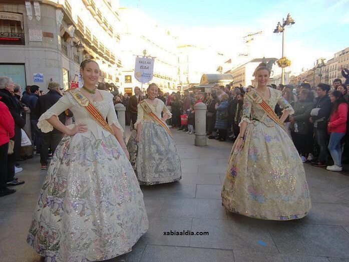 La diputación de Alicante prepara el gran escaparate festivo de la Costa Blanca en Fitur 2020