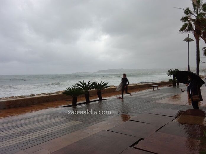 Las rachas de viento alcanzan los 76 kilómetros por hora en una de las estaciones de Meteoxàbia