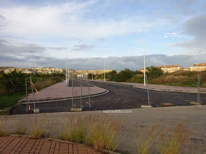 Unas obras de Amjasa retrasan la apertura de los nuevos viales junto a la antigua discoteca Sunset