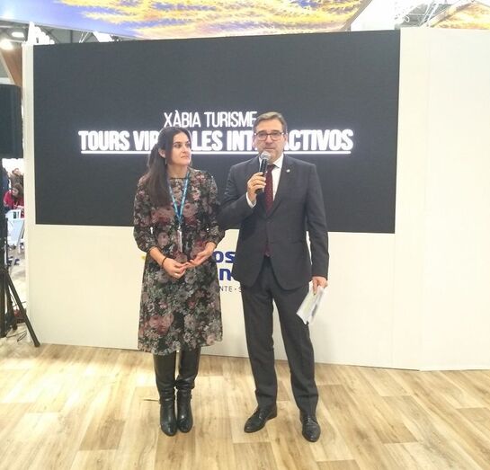 Xàbia presenta en Fitur sus 24 rutas virtuales por el municipio