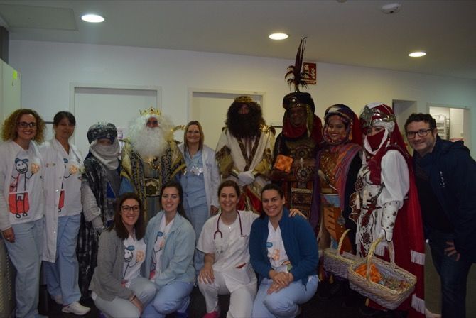 Los Reyes Magos visitan el Hospital