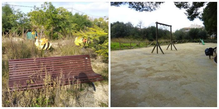 Las dos caras de los parques infantiles uno sin columpios y niños, otro con columpios y hierbajos pero sin niños