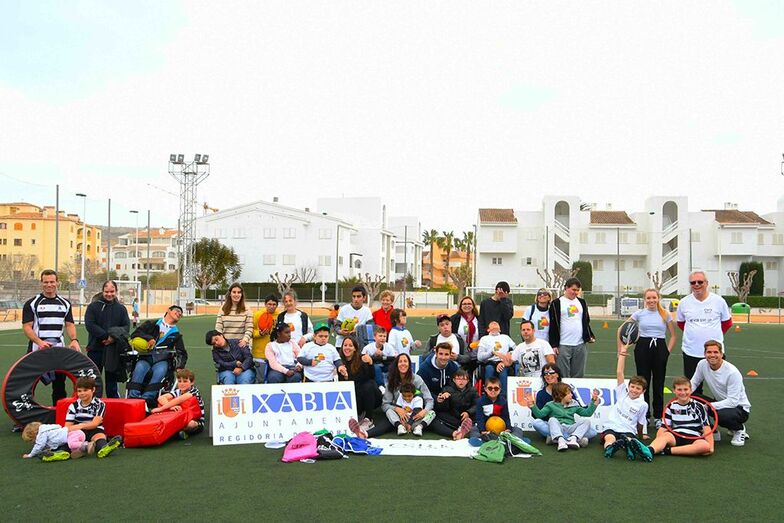 Los alumnos del Raquel Payá realizan una jornada de deporte adaptado en Xàbia