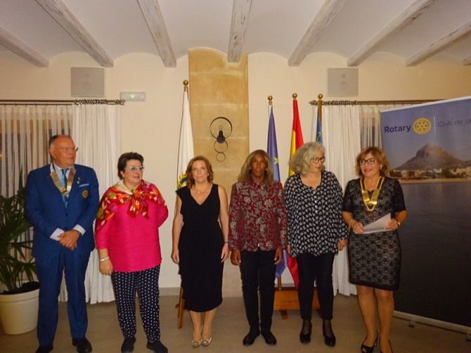 Cuatro nuevos miembros se incorporan al Rotary Club Jávea