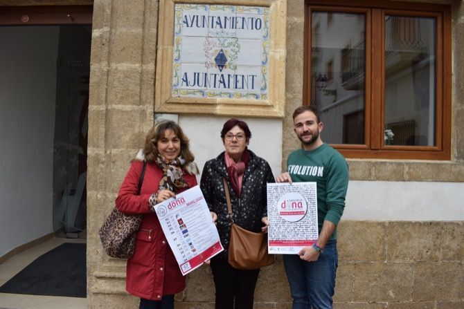 Benitatxell rinde homenaje a la memoria de sus mujeres en la programación más extensa por el 8M