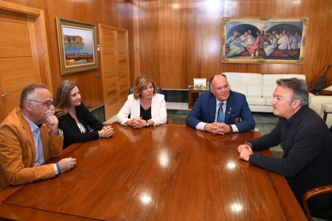Fotonoticia: El gobernador provincial de Rotary Club visita Xàbia