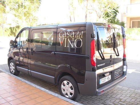 La Casa del Vino ofrece el servicio a domicilio a todos sus clientes