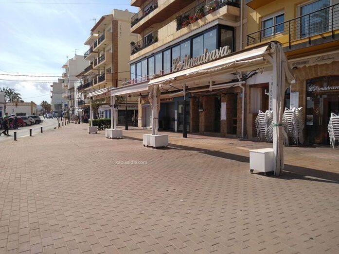 La hostelería parada en Xàbia