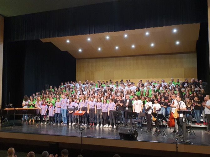 L’ESO canta amb cor’ reúne a más de 300 estudiantes de Paiporta, Benissa y Teulada Moraira