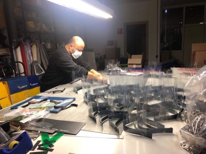 La iniciativa solidaria de Rolser logra confeccionar 25.000 mascarillas y 400 pantallas faciales