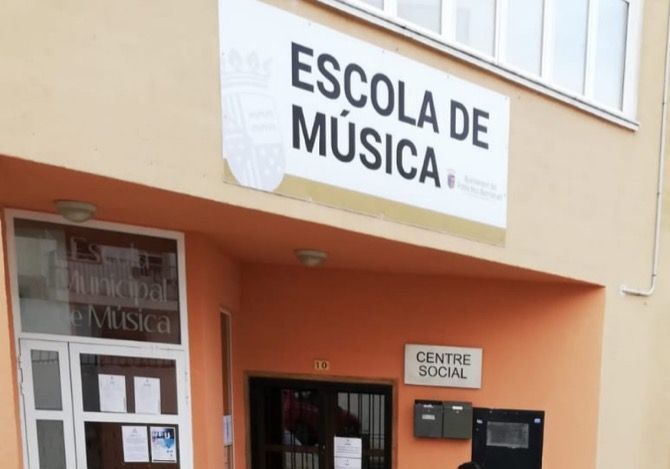 Benitatxell aprueba la creación de una bolsa de trabajo para su Escuela de Música y Danza