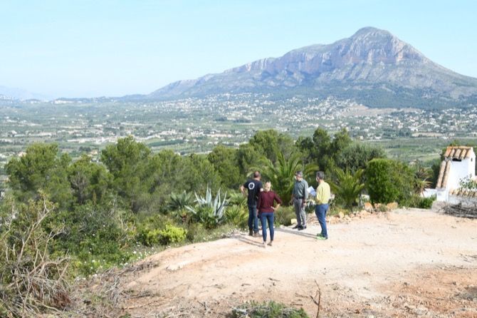 Servicios abre un cortafuegos de 25 hectáreas en el monte de Capsades Rebaldí