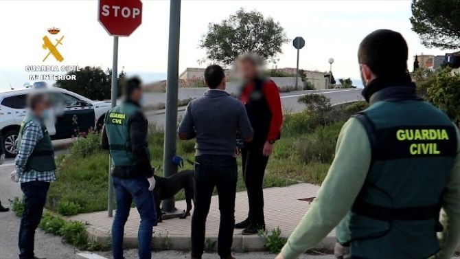 La Guardia Civil de Jávea participa en un operativo en Benitatxell que logra detener a un exdiputado ruso huido