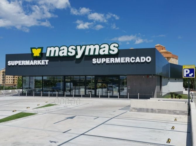 Masymas supermercados ofrece 250 puestos de trabajo para reforzar la plantilla durante el verano