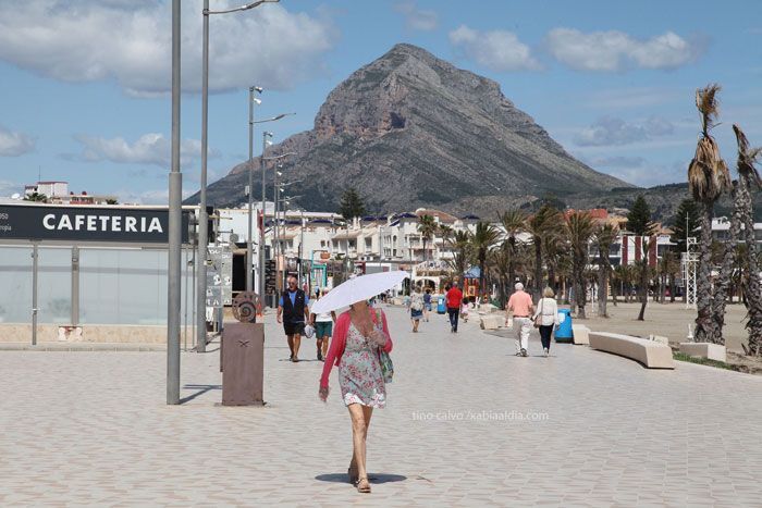 El Consell otorga la Alta Distinción de la Generalitat al pueblo valenciano por su papel crucial para prevenir y contener la transmisión del coronavirus