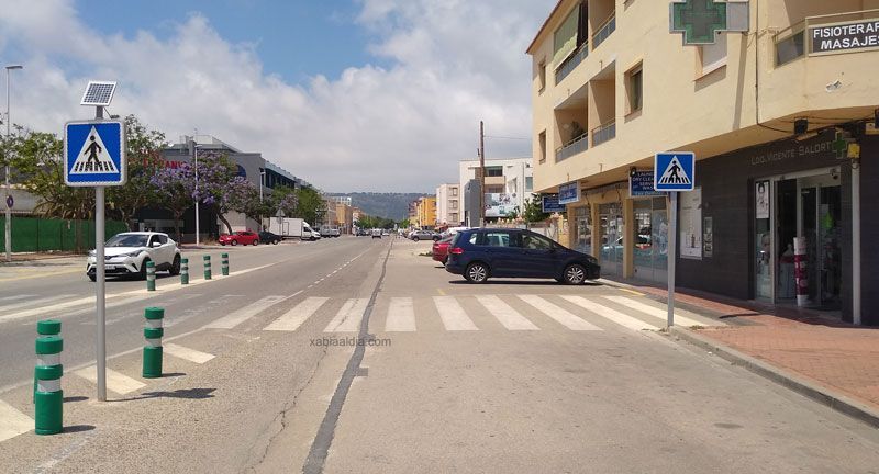 Xàbia diseña las aceras del tramo entre la farmacia y el estanco en la avenida del Pla