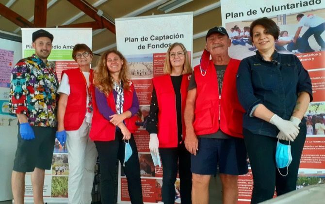 La cocinera del Rodat de Jávea prepara menús solidarios para los vecinos de Pedreguer