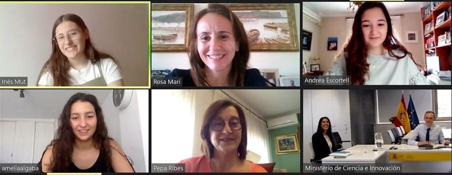 Las jóvenes de Xàbia del equipo Join Us se reúnen con el ministro Pedro Duque