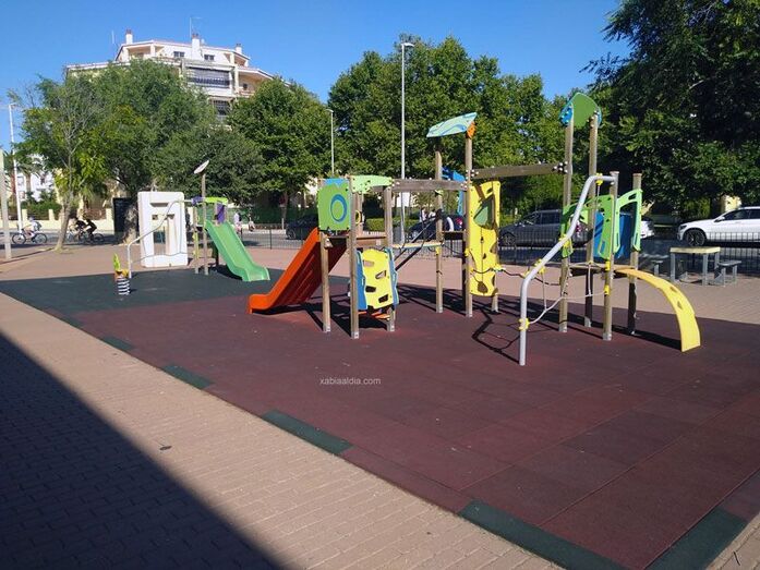 Desprecintan los parques infantiles de Xàbia