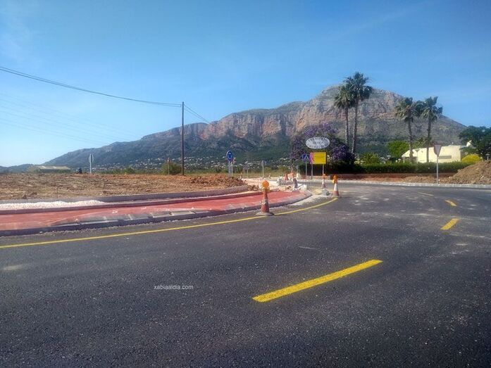 Sin señales de Grupo OTX, la empresa adjudicataria de la obra de urbanización del polígono industrial