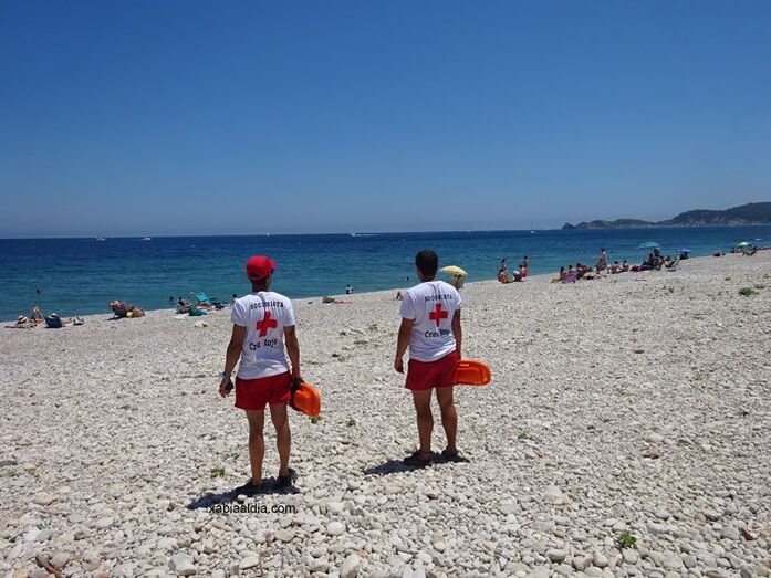 Las claves del futuro contrato de vigilancia y socorrismo de las playas de Xàbia