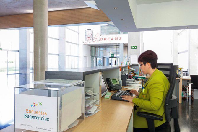 Nuevo número de teléfono para solicitar cita en cualquier centro de salud de la red comarcal