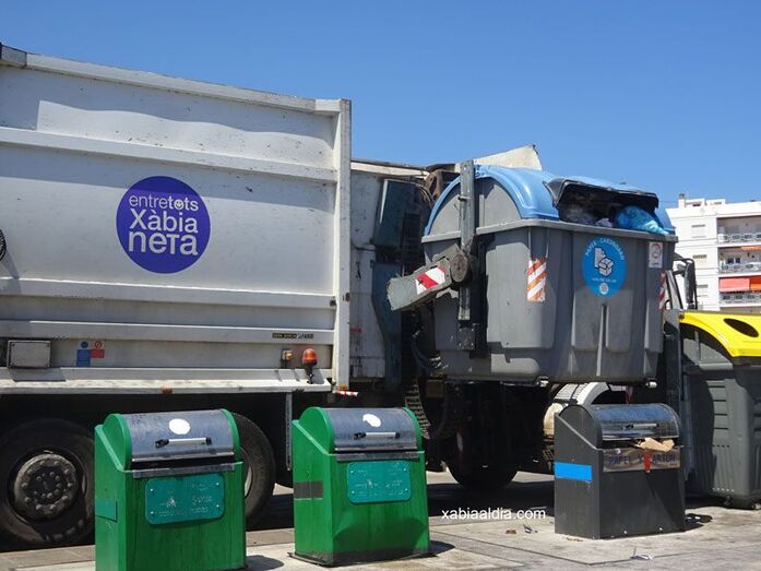 El concurso público para contratar la recogida de la basura de Xàbia paralizado por un recurso de una empresa