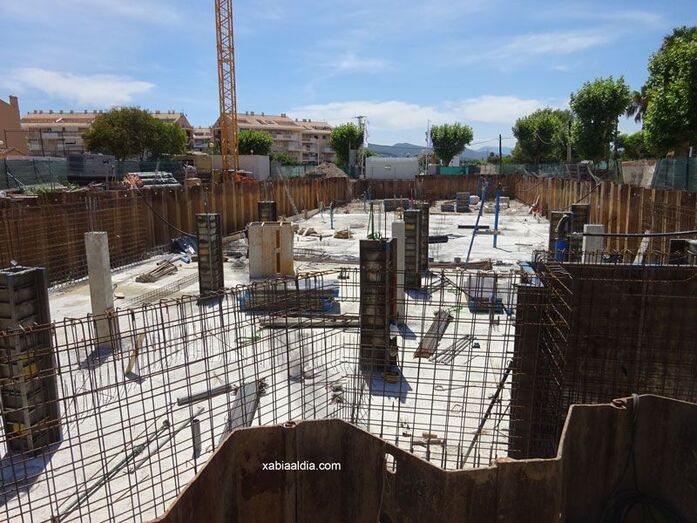 Ten Brinke completa la fase de cimentación de su residencial junto al Canal de la Fontana