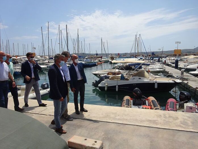 El Club Náutico de Jávea afrontará de forma inmediata una inversión de 500.000 euros en el puerto cuando se firme la prórroga de la concesión