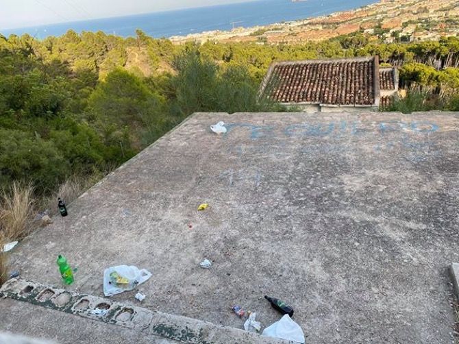 Fotodenuncia: Botellón en un pozo de Amjasa en el Putxol