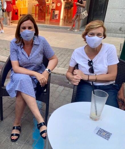 Rosa Cardona comparte inquietudes con la portavoz del PP en Valencia, María José Catalá