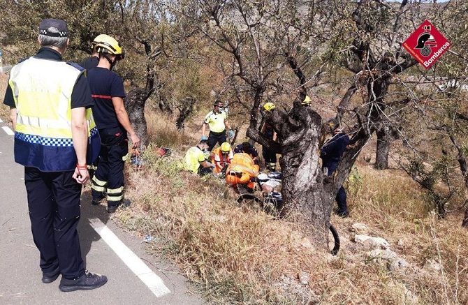 Un ciclista fallece tras precipitarse por un desnivel entre Gata y Lliber